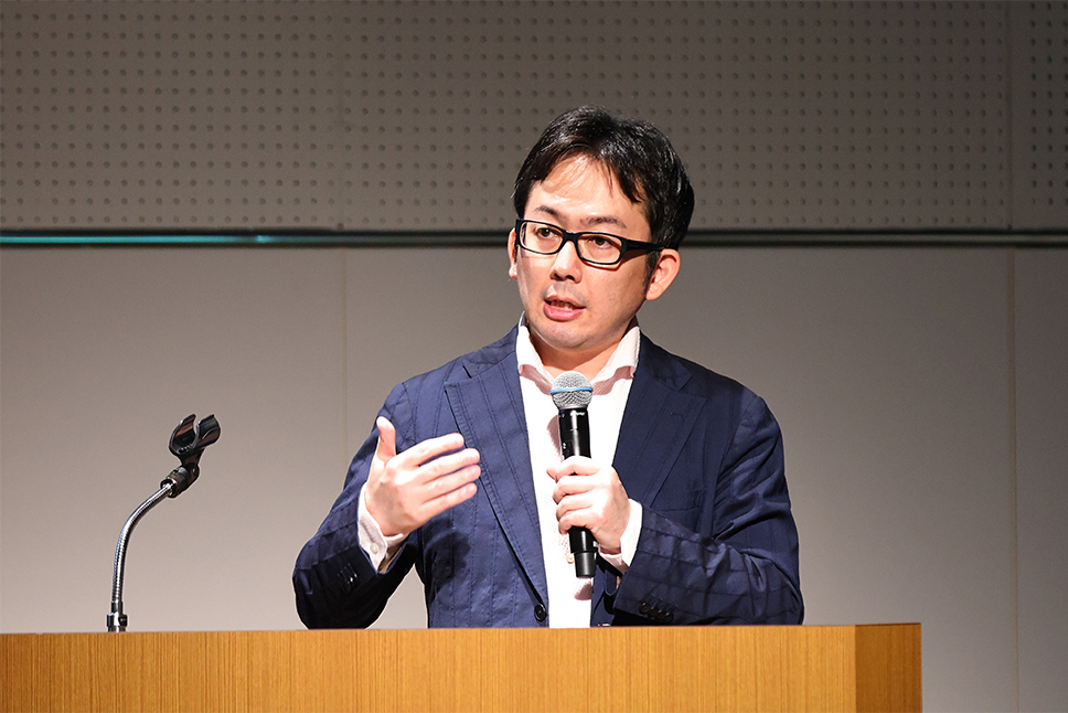 Takuya Watanabe, Director, AI Industry Strategy Office, Information Industry Division, Commerce and Information Policy Bureau, Ministry of Economy, Trade and Industry (METI)  