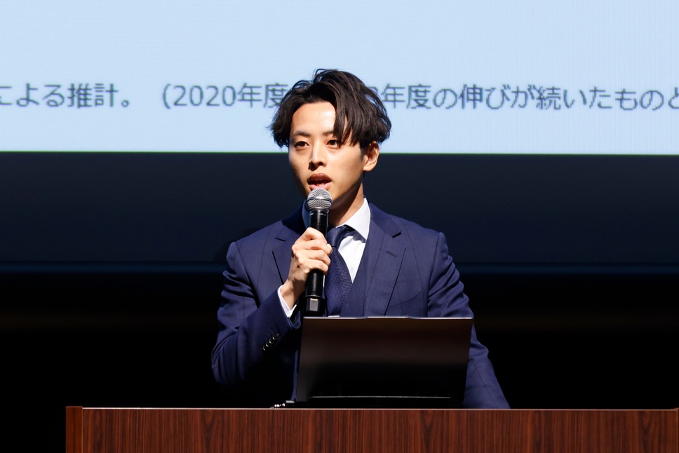 経済産業省 商務情報政策局 情報産業課 AI産業戦略室 総括補佐 秋元 裕太